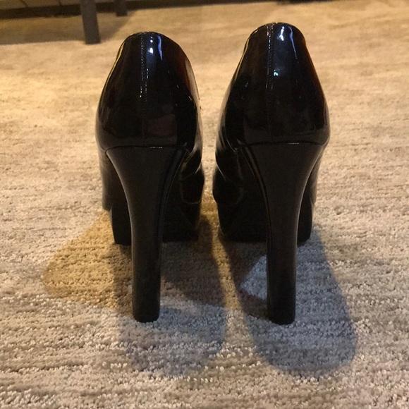 Black platform high heels - Picture 4 of 5